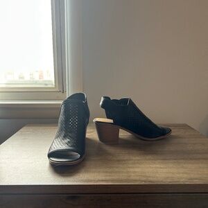 Black open toed heels